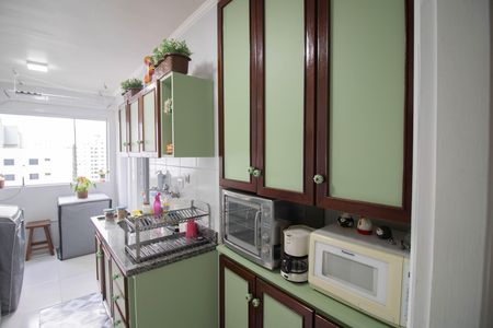 Apartamento à venda com 75m², 2 quartos e 1 vagaCOZINHA E ÁREA DE SERVIÇO