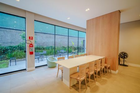 Apartamento para alugar com 39m², 2 quartos e sem vaga Apartamento para alugar com 39m², 2 quartos e sem vagaÁrea comum - Salão de festas