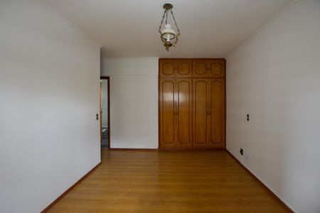 Apartamento à venda com 155m², 3 quartos e 3 vagas Apartamento à venda com 155m², 3 quartos e 3 vagasSUÍTE