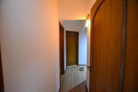 Apartamento à venda com 155m², 3 quartos e 3 vagas Apartamento à venda com 155m², 3 quartos e 3 vagasHALL DOS QUARTOS