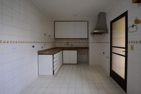 Apartamento à venda com 155m², 3 quartos e 3 vagas Apartamento à venda com 155m², 3 quartos e 3 vagasCOZINHA