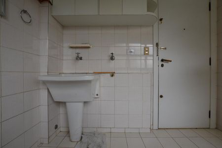 Apartamento à venda com 155m², 3 quartos e 3 vagas Apartamento à venda com 155m², 3 quartos e 3 vagasAREA DE SERVIÇO