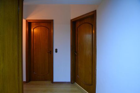 Apartamento à venda com 155m², 3 quartos e 3 vagas Apartamento à venda com 155m², 3 quartos e 3 vagasHALL DOS QUARTOS