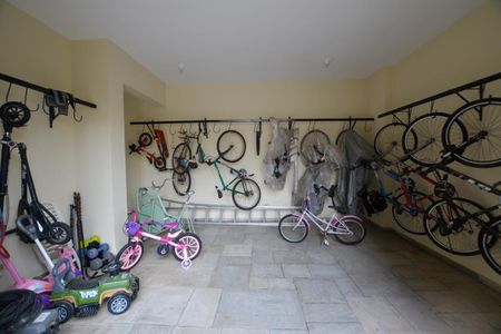 Apartamento à venda com 155m², 3 quartos e 3 vagas Apartamento à venda com 155m², 3 quartos e 3 vagasBICICLETARIO