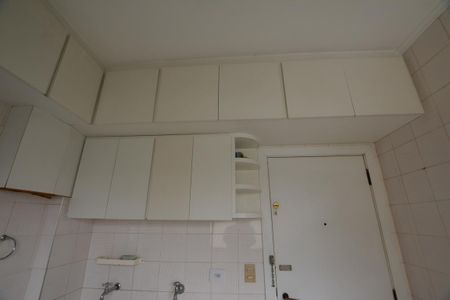 Apartamento à venda com 155m², 3 quartos e 3 vagas Apartamento à venda com 155m², 3 quartos e 3 vagasAREA DE SERVIÇO
