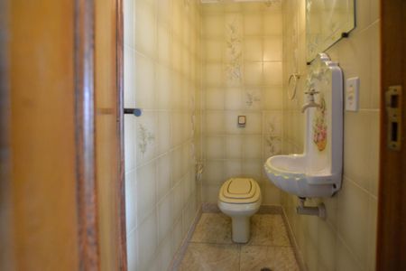 Apartamento à venda com 155m², 3 quartos e 3 vagas Apartamento à venda com 155m², 3 quartos e 3 vagasLAVABO