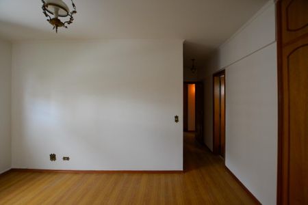 Apartamento à venda com 155m², 3 quartos e 3 vagas Apartamento à venda com 155m², 3 quartos e 3 vagasSUÍTE