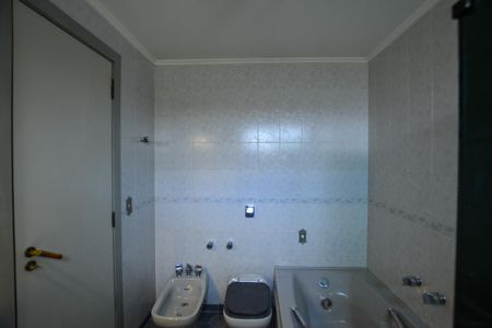 Apartamento à venda com 155m², 3 quartos e 3 vagas Apartamento à venda com 155m², 3 quartos e 3 vagasSUÍTE