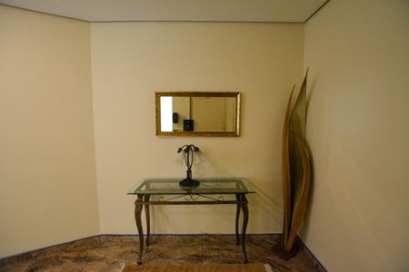 Apartamento à venda com 155m², 3 quartos e 3 vagas Apartamento à venda com 155m², 3 quartos e 3 vagasHALL DO BLOCO