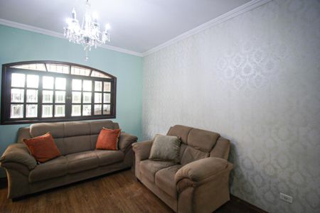 Casa para alugar com 120m², 3 quartos e 1 vaga Casa para alugar com 120m², 3 quartos e 1 vagaSala
