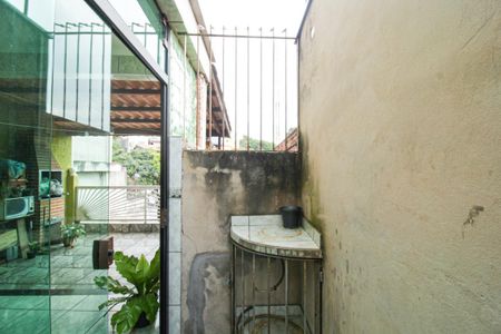 Casa para alugar com 120m², 3 quartos e 1 vaga Casa para alugar com 120m², 3 quartos e 1 vagaÁrea de Serviço
