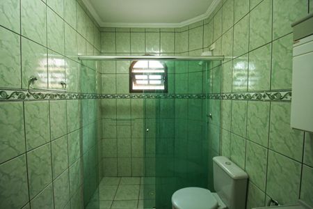 Casa para alugar com 120m², 3 quartos e 1 vaga Casa para alugar com 120m², 3 quartos e 1 vagaBanheiro Social