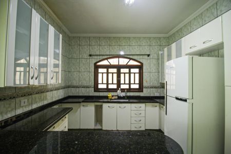 Casa para alugar com 120m², 3 quartos e 1 vaga Casa para alugar com 120m², 3 quartos e 1 vagaCozinha