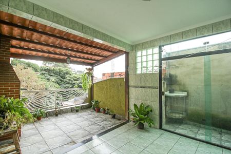 Casa para alugar com 120m², 3 quartos e 1 vaga Casa para alugar com 120m², 3 quartos e 1 vagaÁrea de Serviço