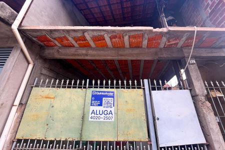 Casa para alugar com 120m², 3 quartos e 1 vaga Casa para alugar com 120m², 3 quartos e 1 vagaFachada