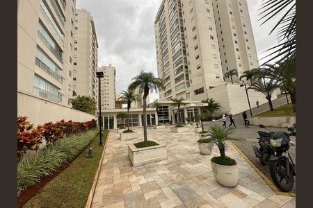 Apartamento para alugar com 158m², 3 quartos e 3 vagas Apartamento para alugar com 158m², 3 quartos e 3 vagasFachada e portaria