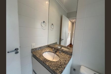 Apartamento para alugar com 158m², 3 quartos e 3 vagas Apartamento para alugar com 158m², 3 quartos e 3 vagasBanheiro da Suíte 2