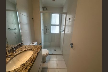 Apartamento para alugar com 158m², 3 quartos e 3 vagas Apartamento para alugar com 158m², 3 quartos e 3 vagasBanheiro da Suíte 1