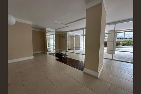 Apartamento para alugar com 158m², 3 quartos e 3 vagas Apartamento para alugar com 158m², 3 quartos e 3 vagasHall de entrada