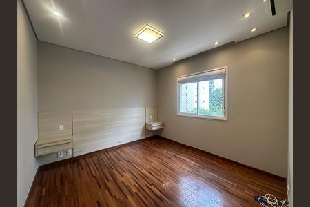 Apartamento para alugar com 158m², 3 quartos e 3 vagas Apartamento para alugar com 158m², 3 quartos e 3 vagasSuíte 3