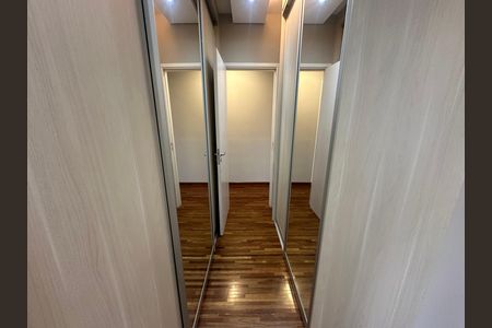 Apartamento para alugar com 158m², 3 quartos e 3 vagas Apartamento para alugar com 158m², 3 quartos e 3 vagasCloset da suíte 3