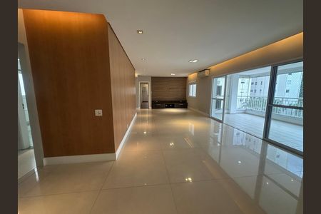 Apartamento para alugar com 158m², 3 quartos e 3 vagas Apartamento para alugar com 158m², 3 quartos e 3 vagasSala