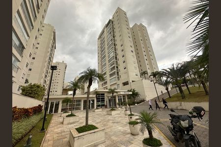 Apartamento para alugar com 158m², 3 quartos e 3 vagas Apartamento para alugar com 158m², 3 quartos e 3 vagasFachada