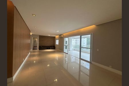 Apartamento para alugar com 158m², 3 quartos e 3 vagas Apartamento para alugar com 158m², 3 quartos e 3 vagasSala