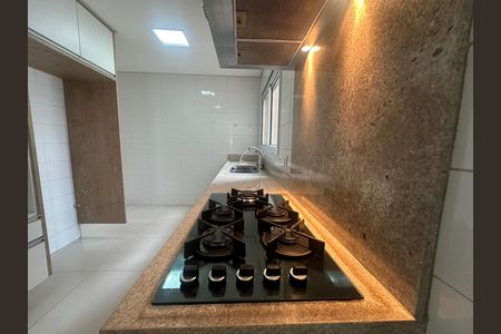 Apartamento para alugar com 158m², 3 quartos e 3 vagas Apartamento para alugar com 158m², 3 quartos e 3 vagasCozinha