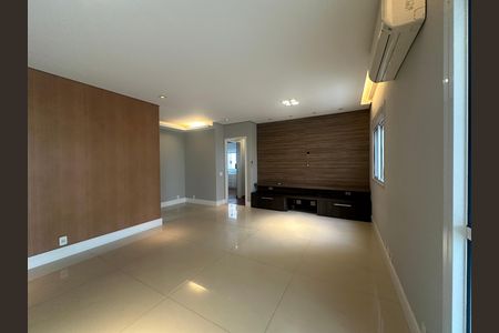 Apartamento para alugar com 158m², 3 quartos e 3 vagas Apartamento para alugar com 158m², 3 quartos e 3 vagasSala