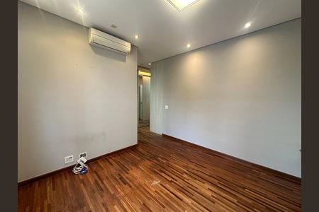 Apartamento para alugar com 158m², 3 quartos e 3 vagas Apartamento para alugar com 158m², 3 quartos e 3 vagasSuíte 3