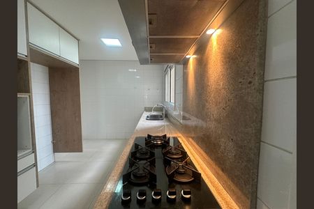 Apartamento para alugar com 158m², 3 quartos e 3 vagas Apartamento para alugar com 158m², 3 quartos e 3 vagasCozinha