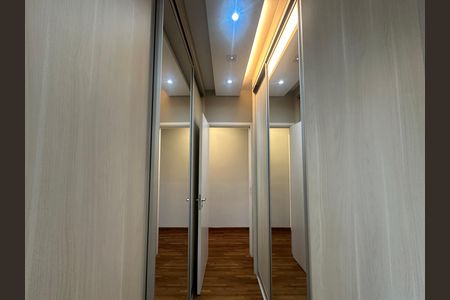 Apartamento para alugar com 158m², 3 quartos e 3 vagas Apartamento para alugar com 158m², 3 quartos e 3 vagasCloset da suíte 3