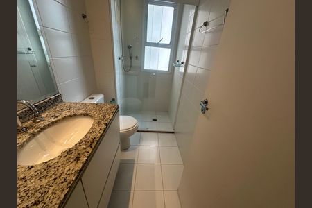 Apartamento para alugar com 158m², 3 quartos e 3 vagas Apartamento para alugar com 158m², 3 quartos e 3 vagasBanheiro da Suíte 1