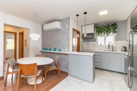 Apartamento à venda com 122m², 2 quartos e sem vaga Apartamento à venda com 122m², 2 quartos e sem vagaCozinha