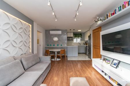 Apartamento à venda com 122m², 2 quartos e sem vaga Apartamento à venda com 122m², 2 quartos e sem vagaSala