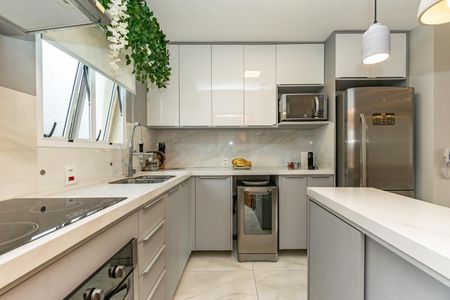 Apartamento à venda com 122m², 2 quartos e sem vaga Apartamento à venda com 122m², 2 quartos e sem vagaCozinha