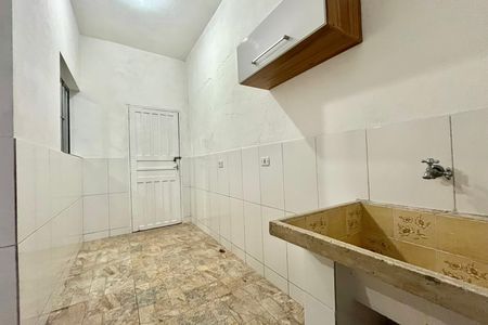 Casa para alugar com 40m², 1 quarto e sem vaga Casa para alugar com 40m², 1 quarto e sem vagaÁrea de Serviço