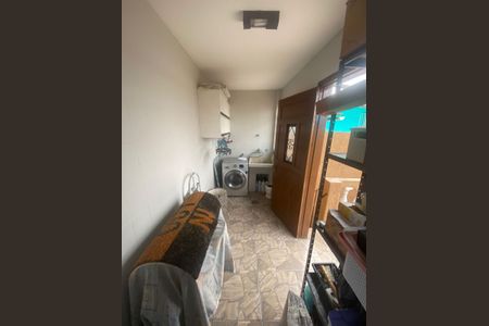 Área de serviço de casa à venda com 2 quartos, 125m² em Vila Liviero, São Paulo