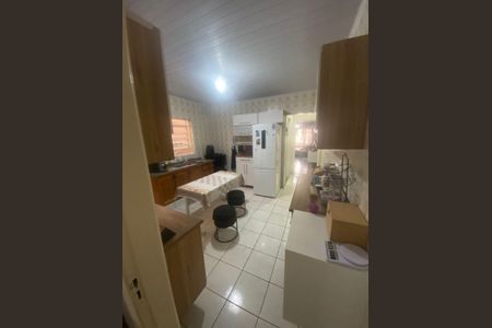 Cozinha de casa à venda com 2 quartos, 125m² em Vila Liviero, São Paulo