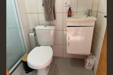 Apartamento à venda com 54m², 2 quartos e 1 vaga Apartamento à venda com 54m², 2 quartos e 1 vagaBanheiro social