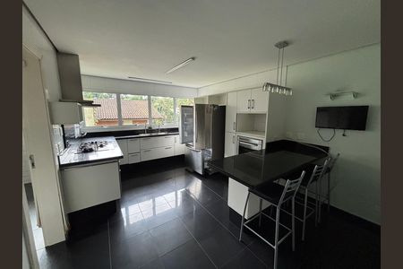 Casa para alugar com 900m², 6 quartos e 6 vagas Casa para alugar com 900m², 6 quartos e 6 vagasCozinha
