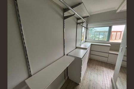 Casa para alugar com 900m², 6 quartos e 6 vagas Casa para alugar com 900m², 6 quartos e 6 vagasCloset da suíte