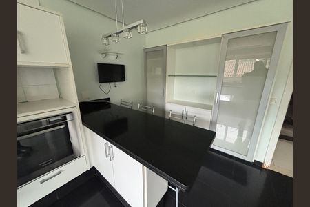 Casa para alugar com 900m², 6 quartos e 6 vagas Casa para alugar com 900m², 6 quartos e 6 vagasCozinha