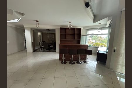 Casa para alugar com 900m², 6 quartos e 6 vagas Casa para alugar com 900m², 6 quartos e 6 vagasSala de Jantar