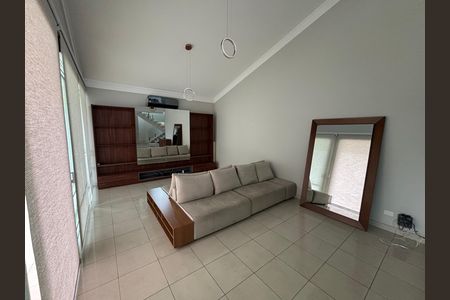 Sala de casa para alugar com 6 quartos, 900m² em Jardim Sao Paulo Ii, Cotia