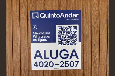 Casa para alugar com 900m², 6 quartos e 6 vagas Casa para alugar com 900m², 6 quartos e 6 vagasFachada