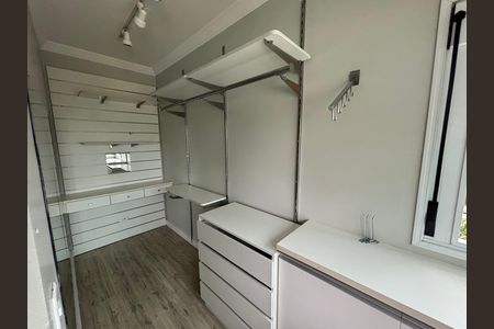 Casa para alugar com 900m², 6 quartos e 6 vagas Casa para alugar com 900m², 6 quartos e 6 vagasCloset da suíte