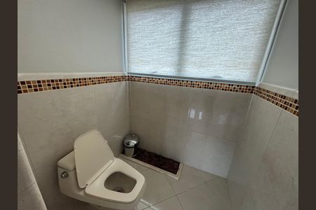 Casa para alugar com 900m², 6 quartos e 6 vagas Casa para alugar com 900m², 6 quartos e 6 vagasBanheiro da Suíte 3