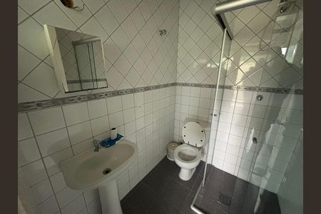Casa para alugar com 900m², 6 quartos e 6 vagas Casa para alugar com 900m², 6 quartos e 6 vagasBanheiro 2